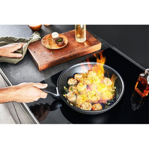 Tefal G2550772 Unlimited Anti-Scratch serpenyő 30 cm