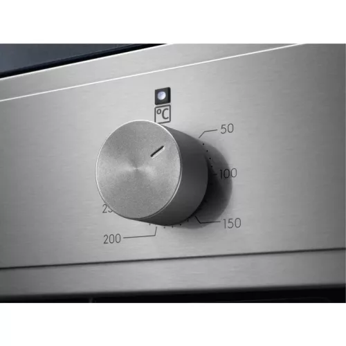 Electrolux_EOF3H00BX_SurroundCook_600_beepitheto_suto_aqua_clean_tisztitassal-i228508