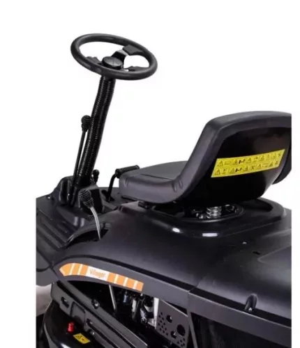 Villager VTR 650 fűnyíró traktor